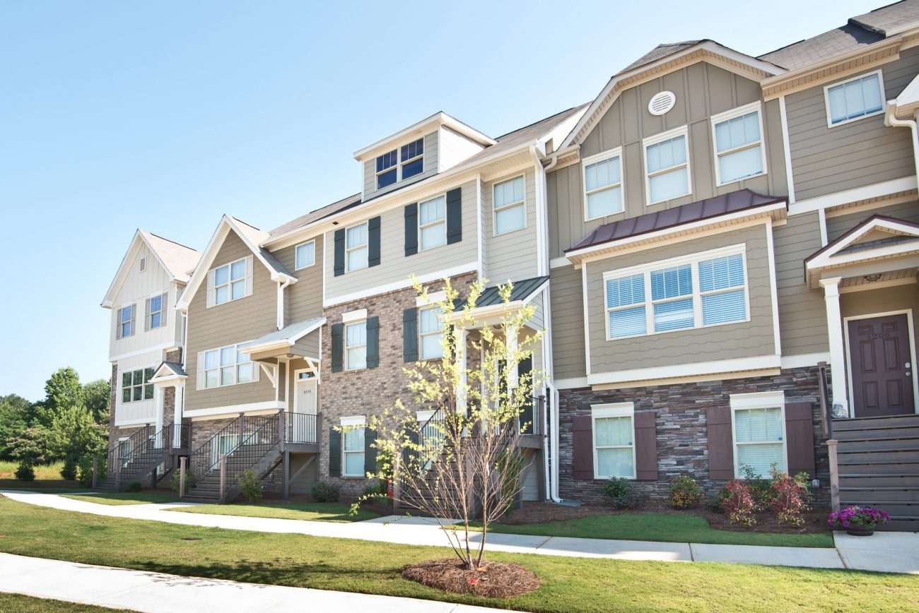 The attached homes in Enclave at Powder Springs